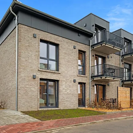 Seaside 4 Mit Balkon Und Moderner Einrichtung * Даме